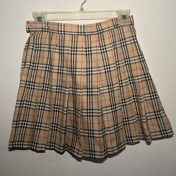 PLAID MINISKIRT - Picture 2 of 3